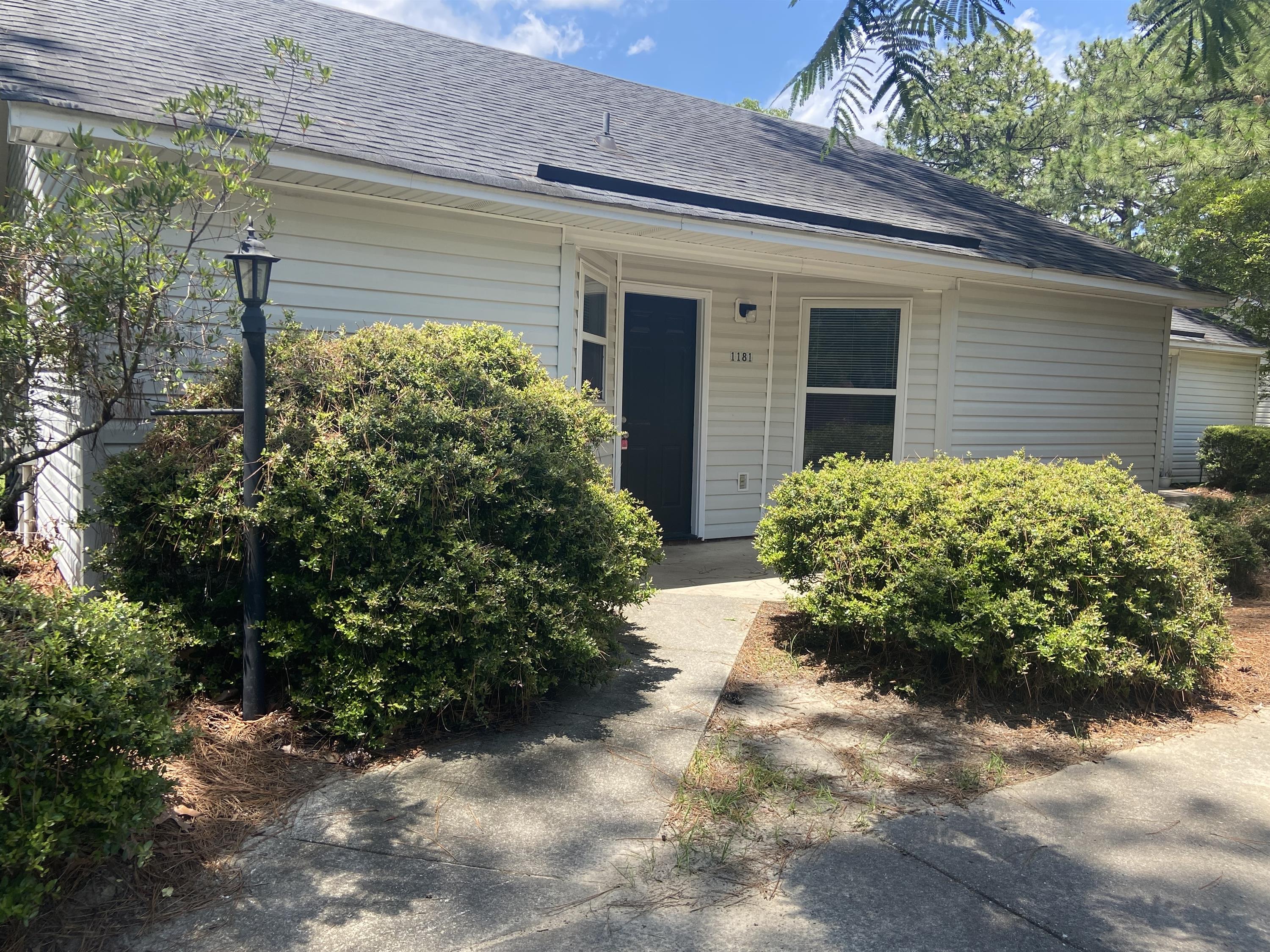 Landau Road - 1181